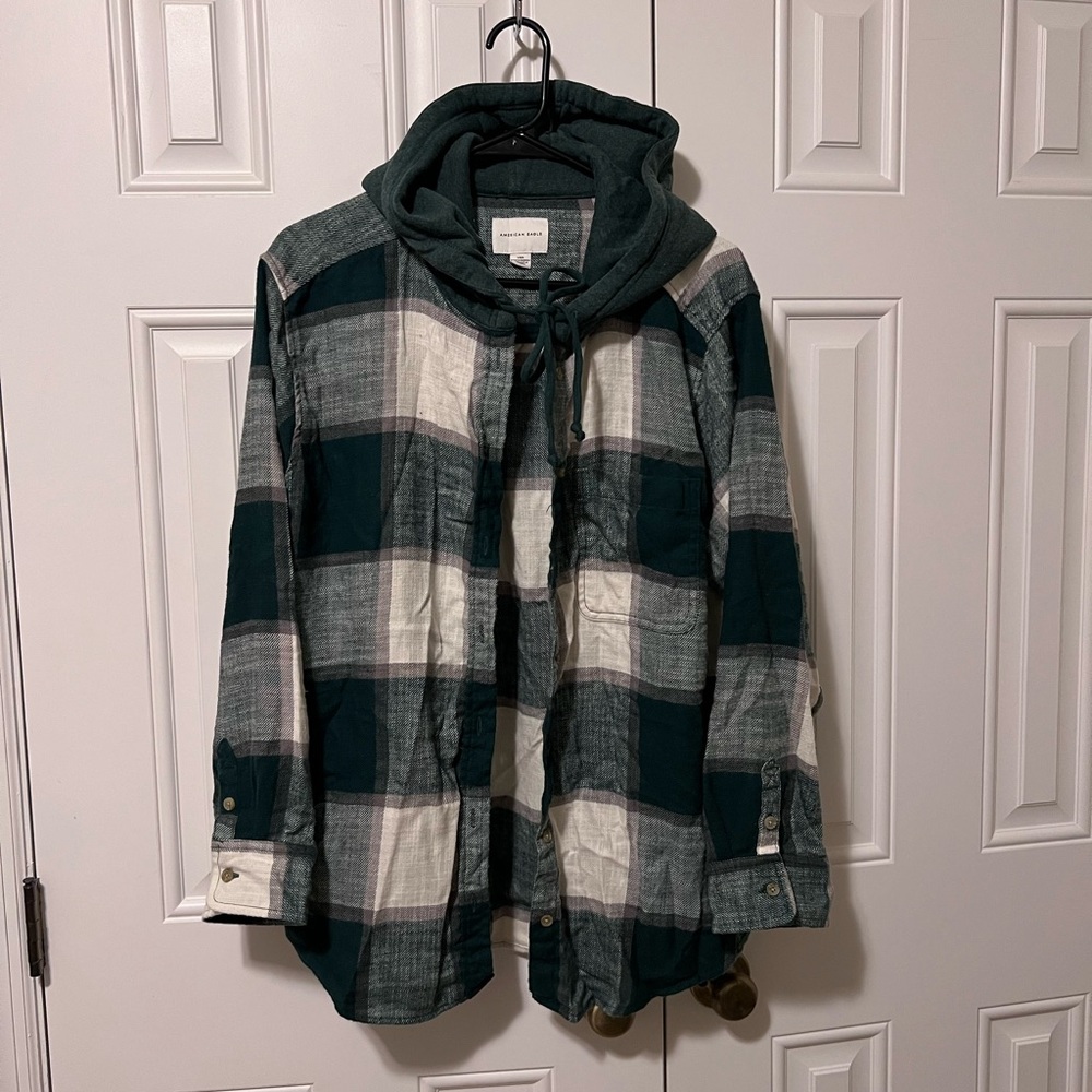 American Eagle Outfitters Green and White Flannel